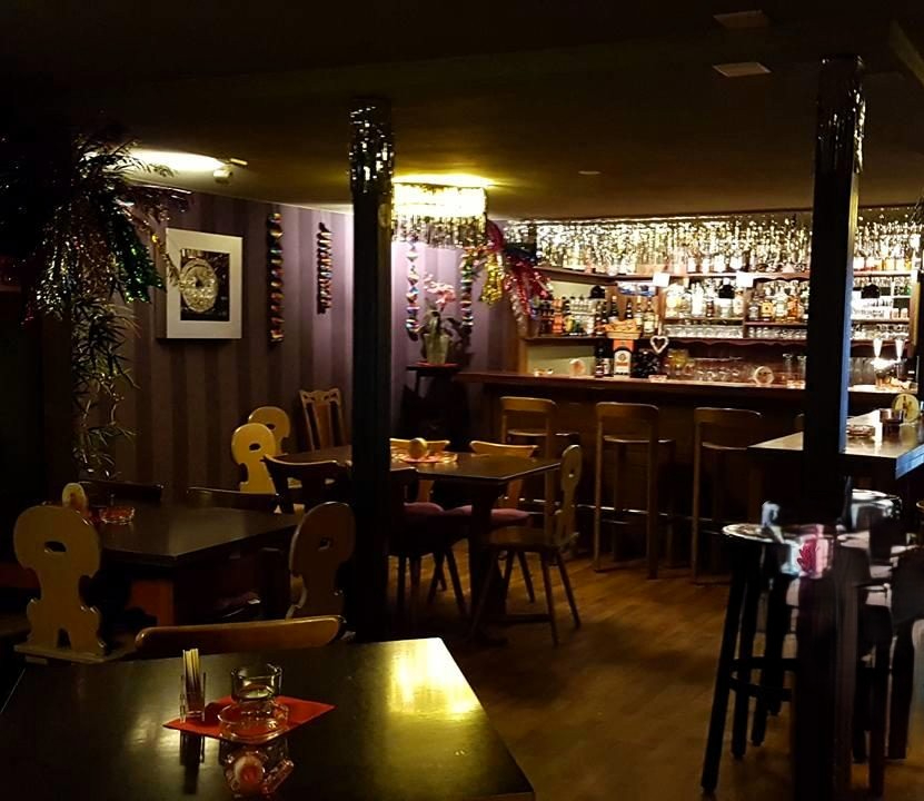 Restaurant "Heusträffl" mit Bar, 9497 Triesenberg