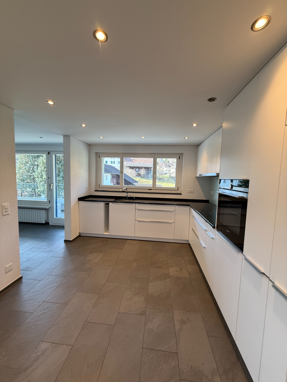 4.5 Zimmer-Wohnung, 9493 Mauren