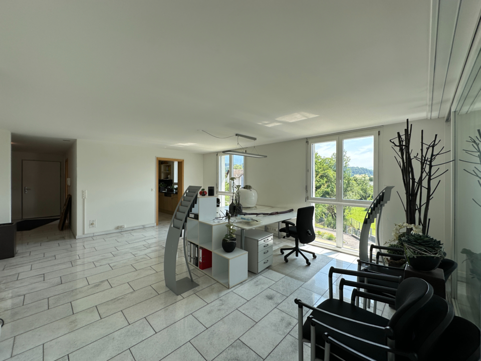 5.5 Zimmer-Wohnung mit Wintergarten, 9491 Ruggell